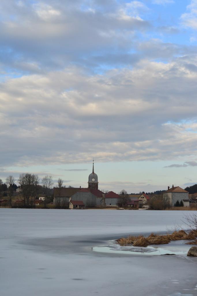 2017 D610 1 032 Lac de l'abbaye