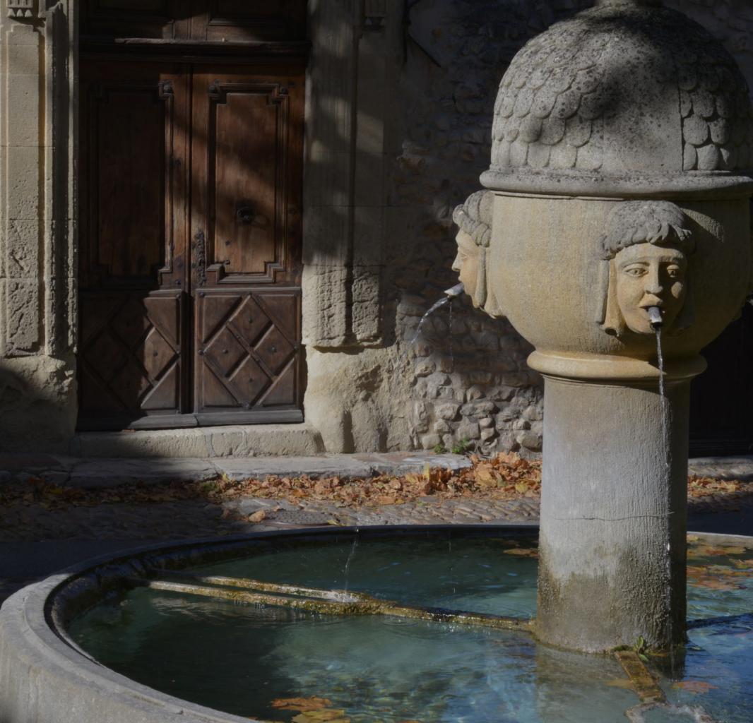 2017 D610 4 231 1 Vaison-la-Romaine