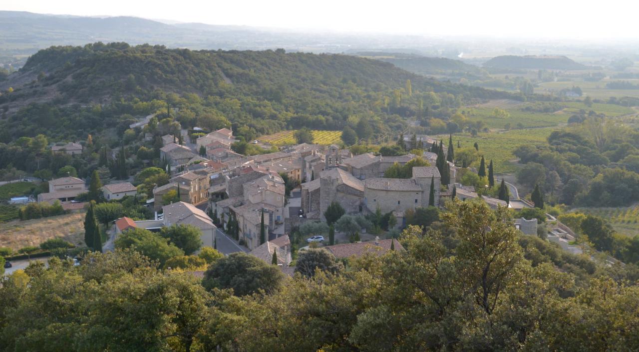 2017 D610 4 418 1 Rousset-les-Vignes