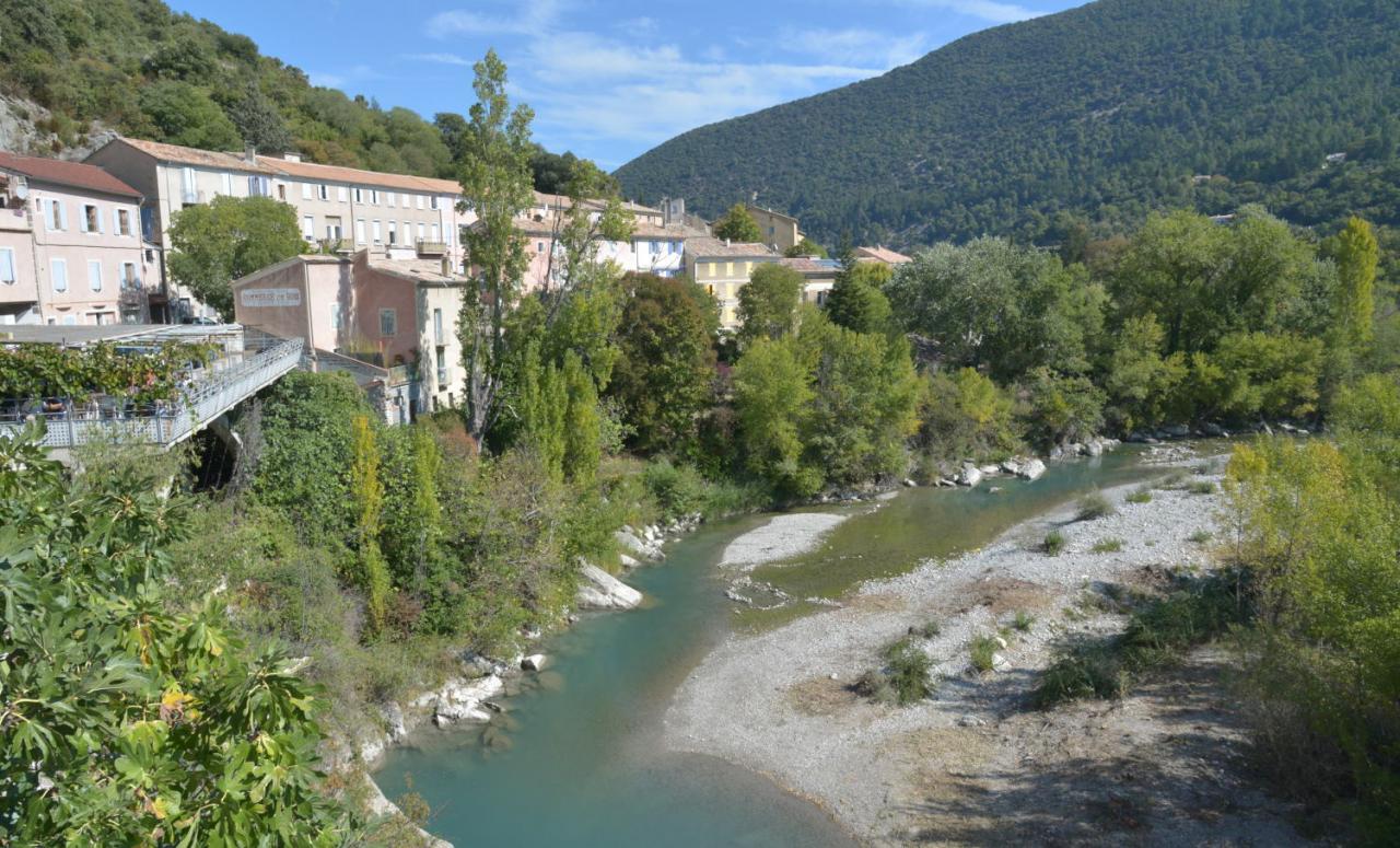 2017 D610 4 467 1 l'Eygues à Nyons