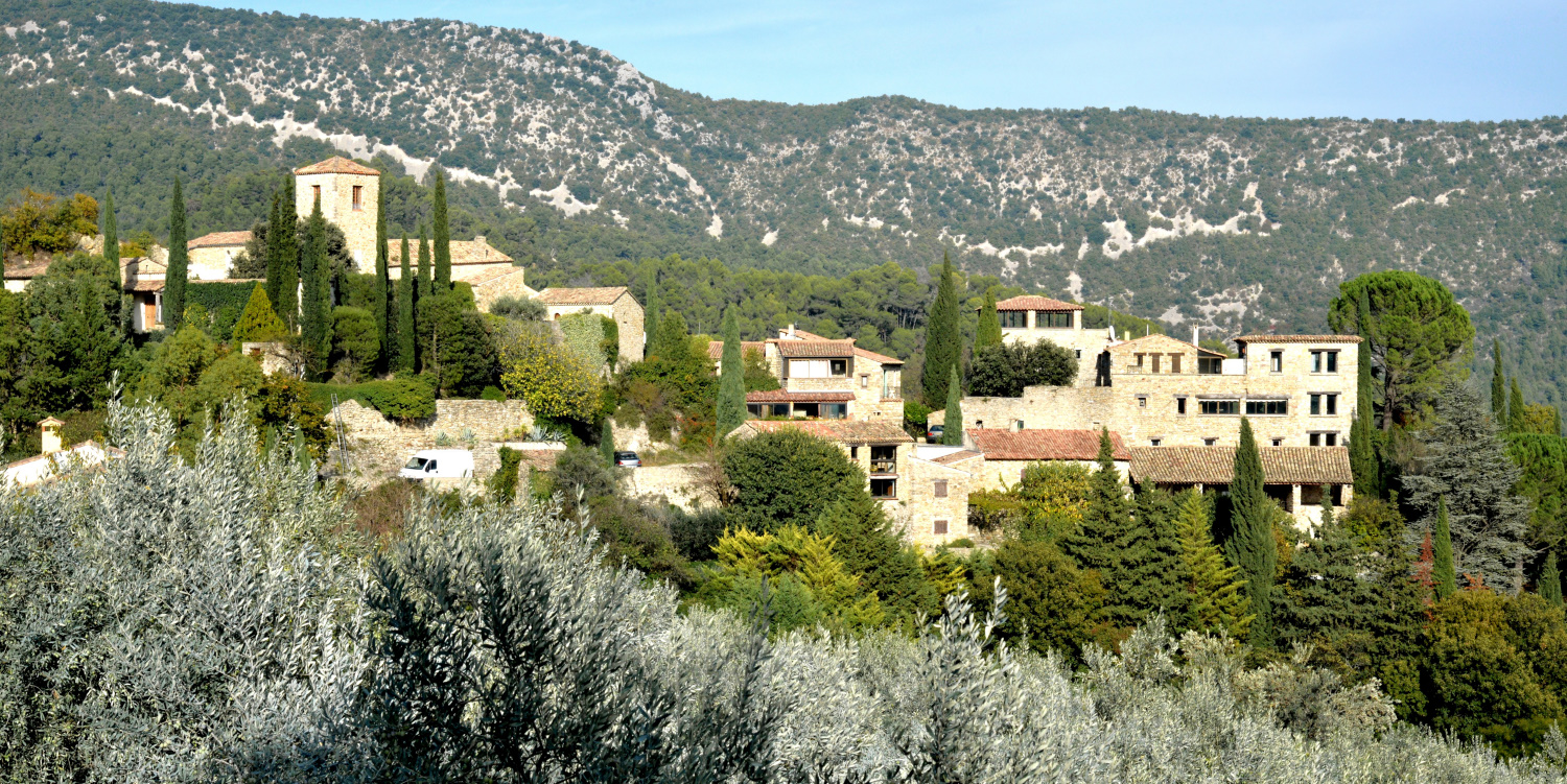 2018 D610 3 060 1 Aubre vieux village