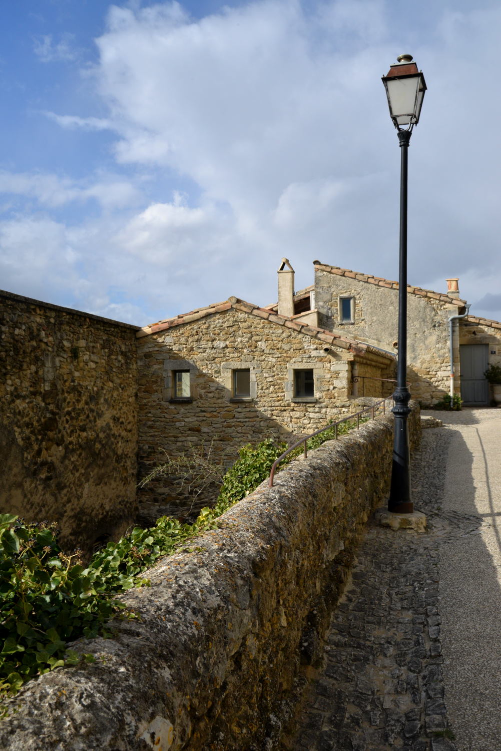 2019 D610 2_004 1 Grignan