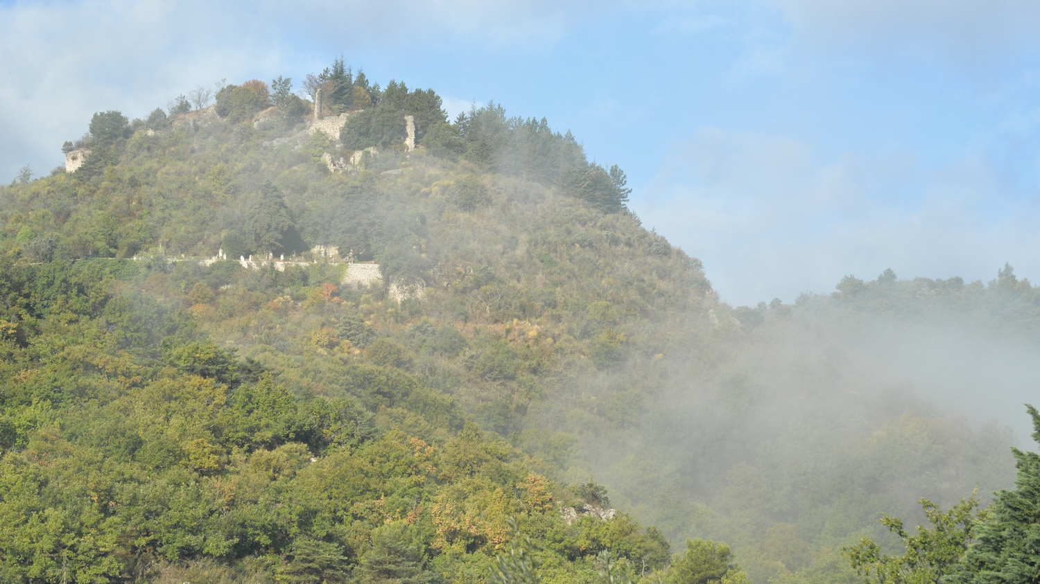 2019 D610 5_064 1 Condorcet vieux village