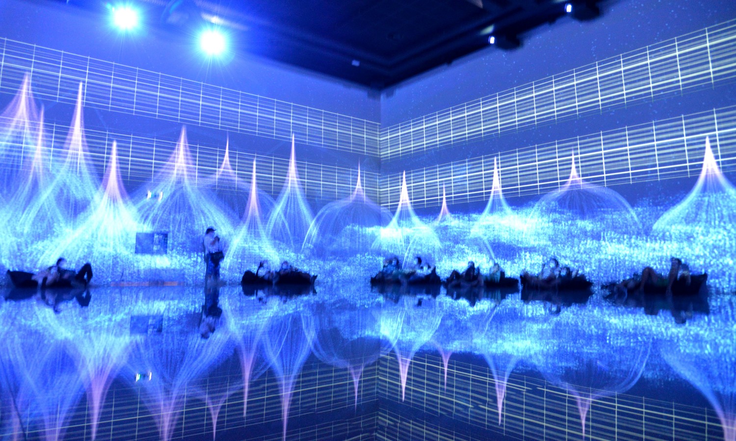 2020 d610 6 206 1 art bordeaux anitya ocean data 01