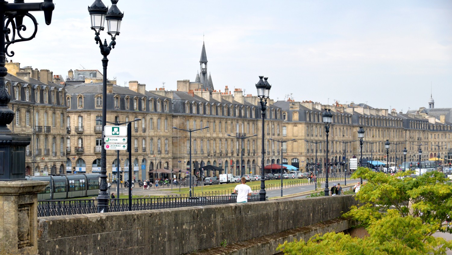 2020 d610 6 324 1 Bordeaux