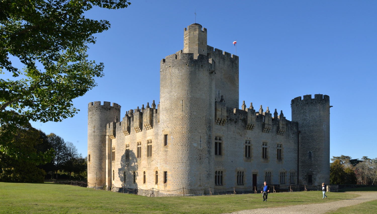 2021 d610 5 195 1 château de Roquetaillade