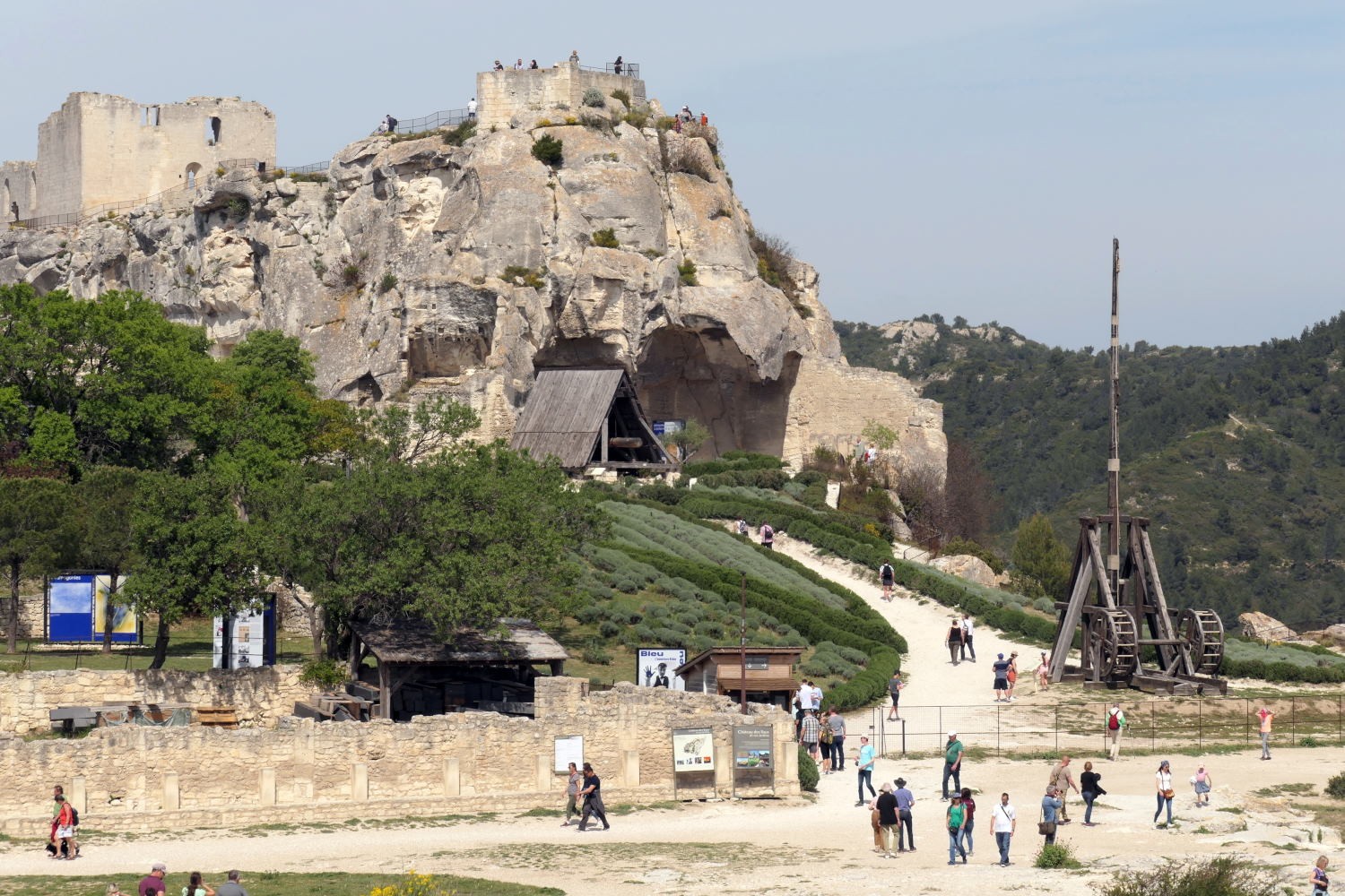 2022 vlux 2 127 1 Les Baux de Provence 2