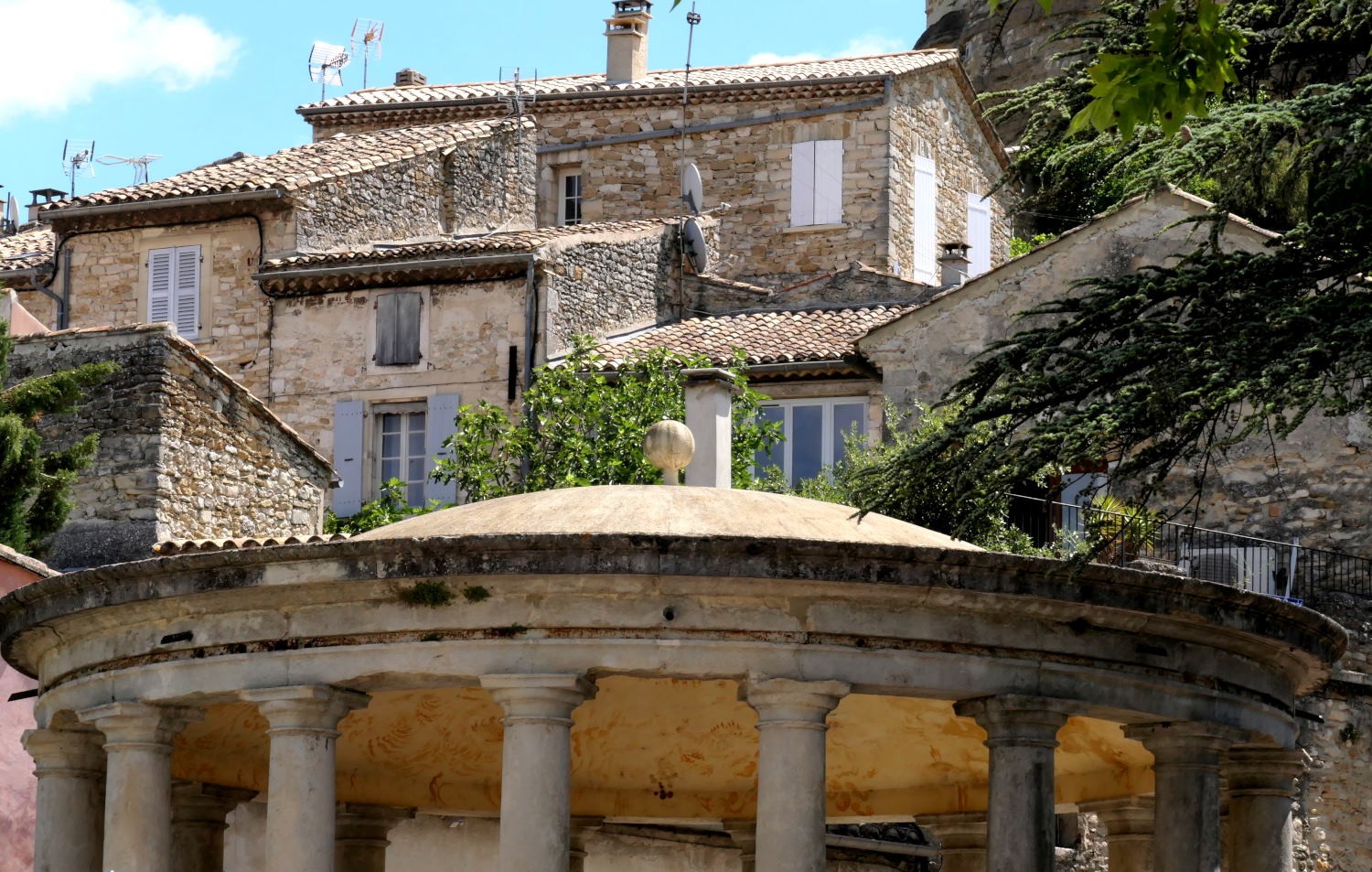 2022 vlux 3 158 1 Grignan  