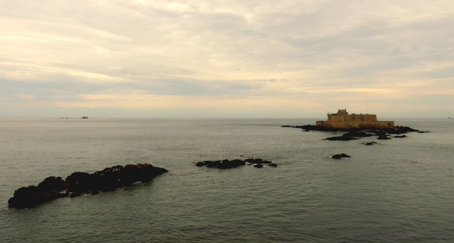 2022 vlux 4 329 1 Saint-Malo Fort National 