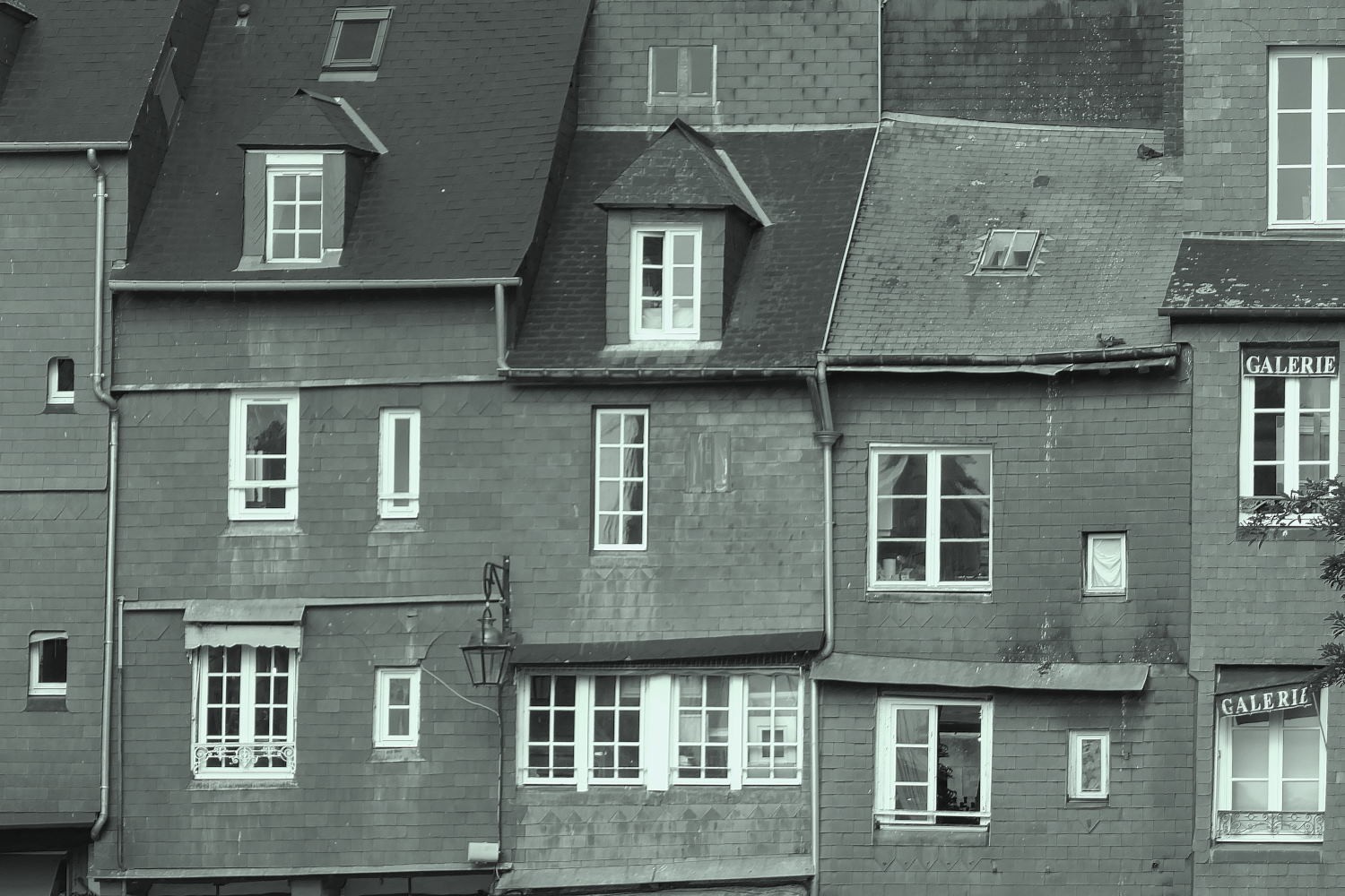 2022 vlux 4 367 1 Honfleur 