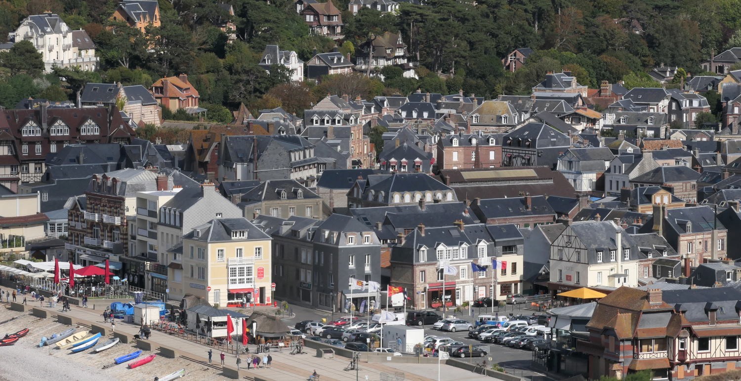 2022 vlux 4 399 1 Étretat 